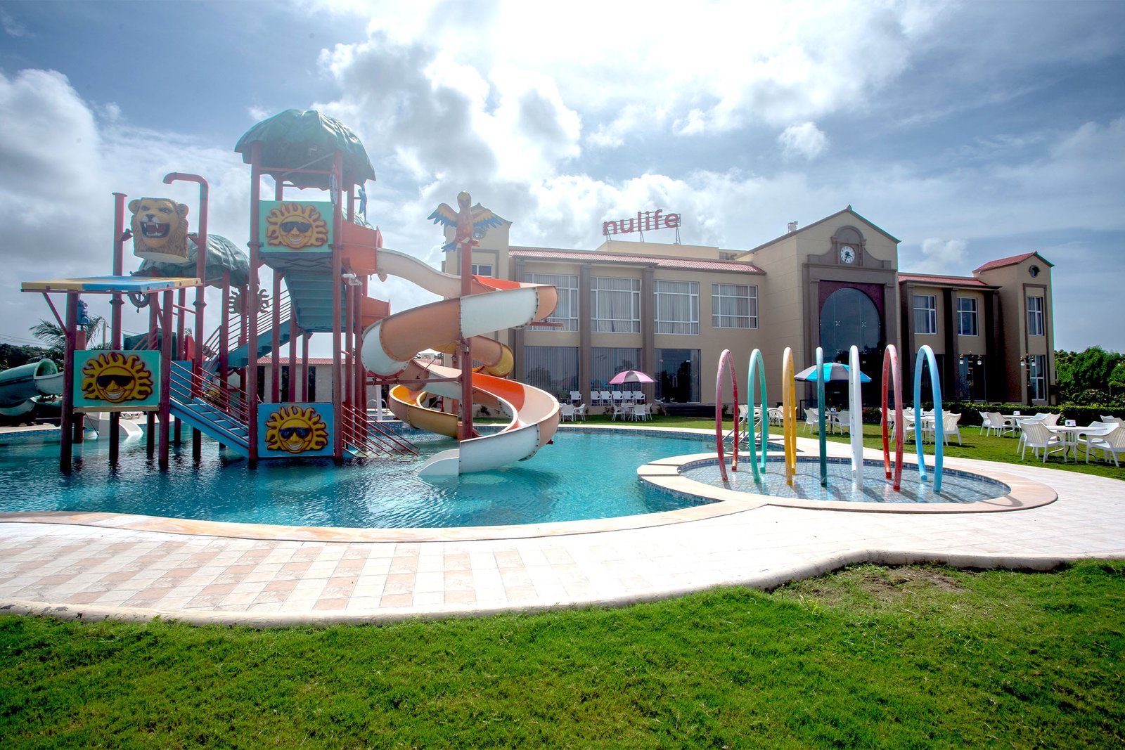 The Parkside - Premium Amenities